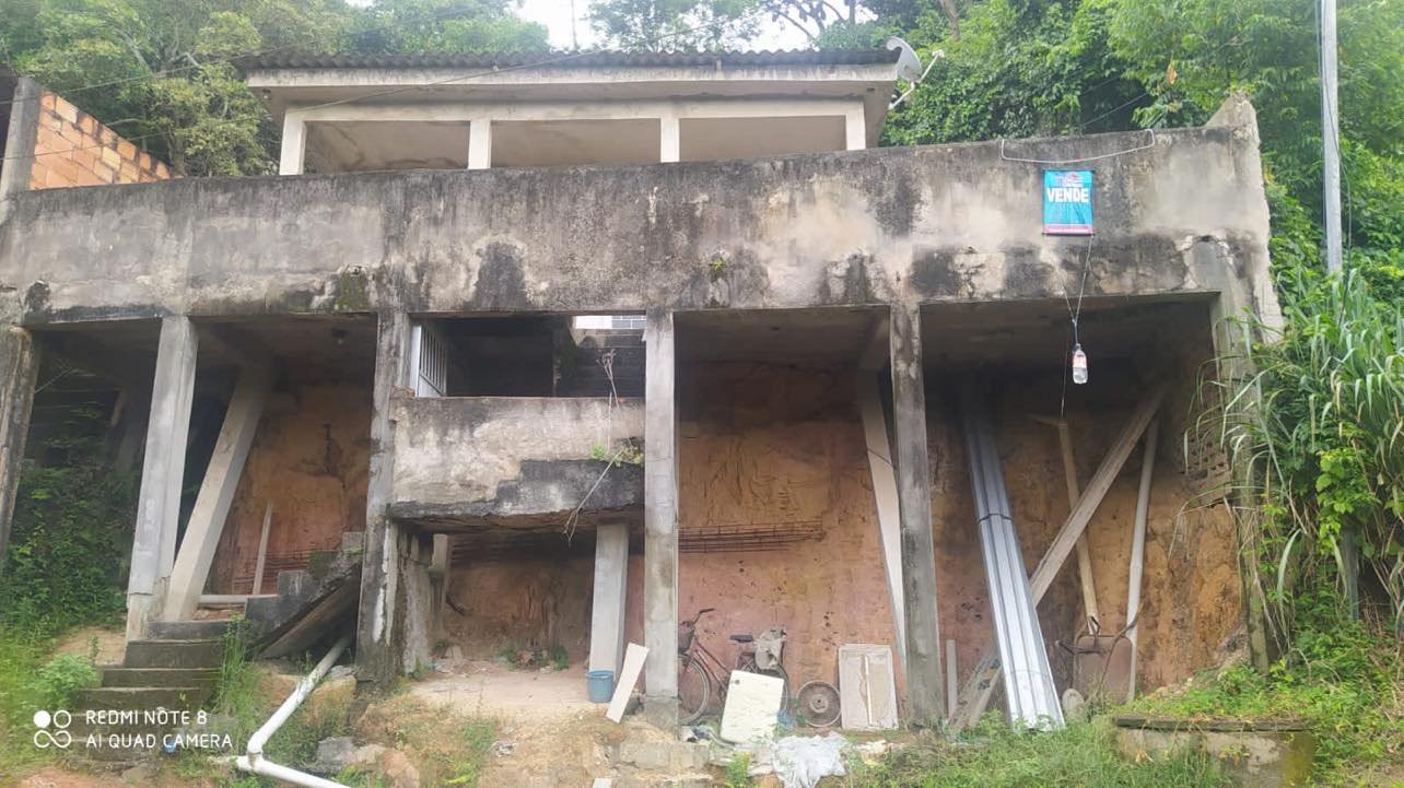Casa em Olaria, Praia de Mauá- Magé/RJ